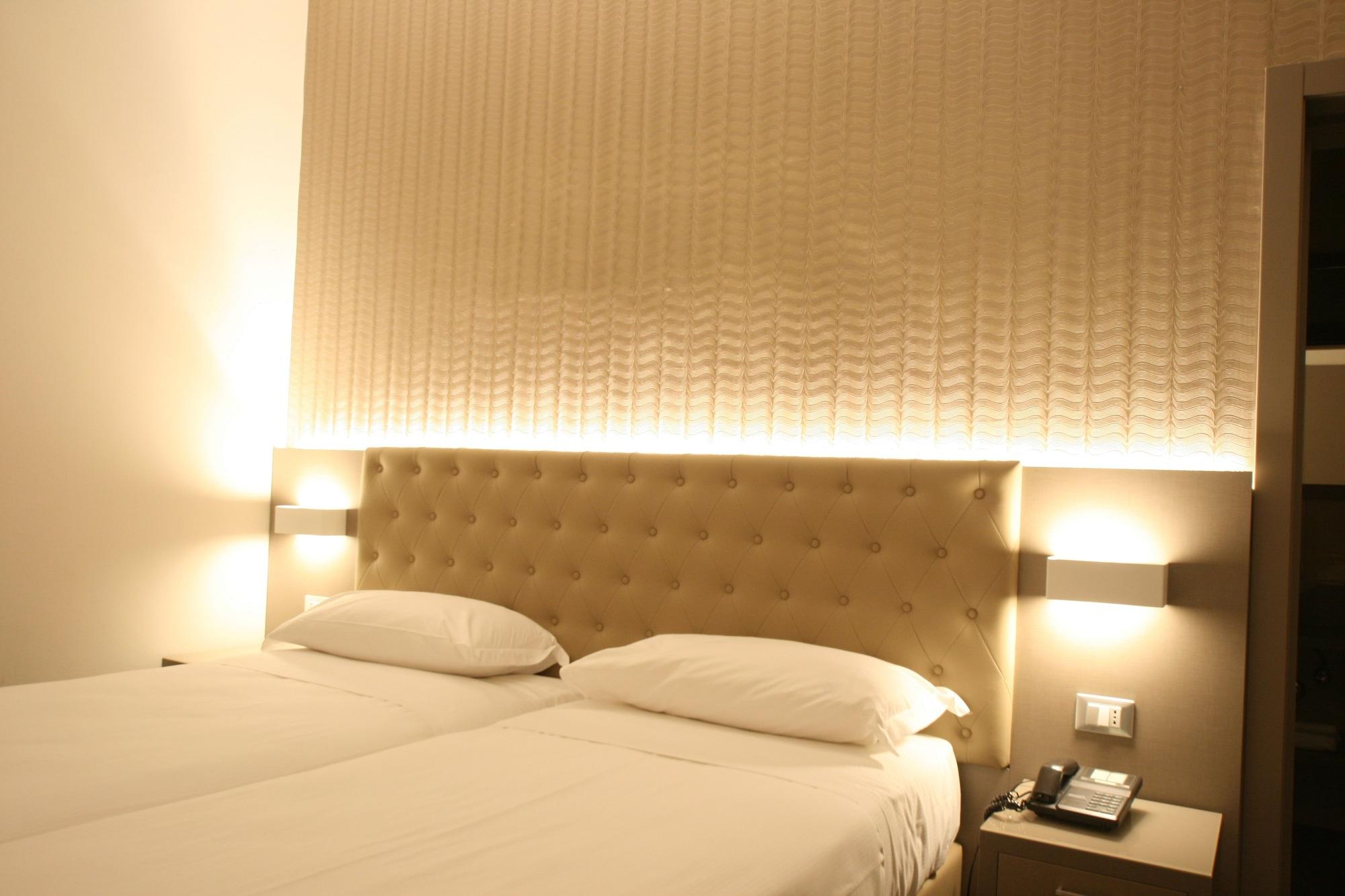 Hotel Principe Modena Esterno foto
