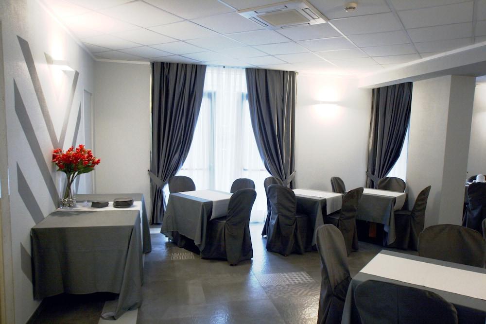 Hotel Principe Modena Esterno foto