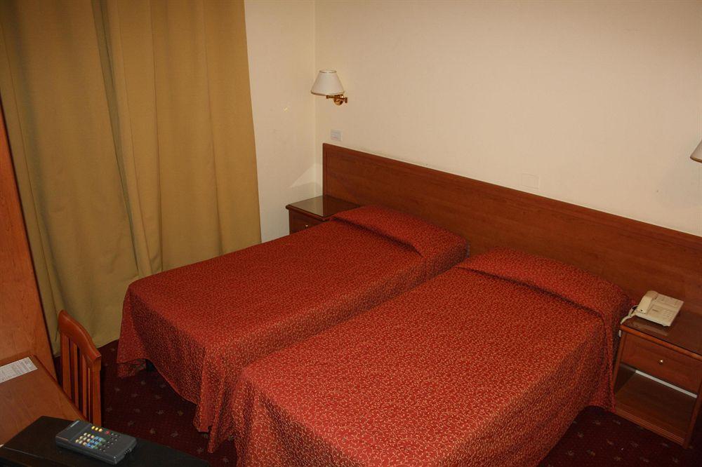 Hotel Principe Modena Esterno foto