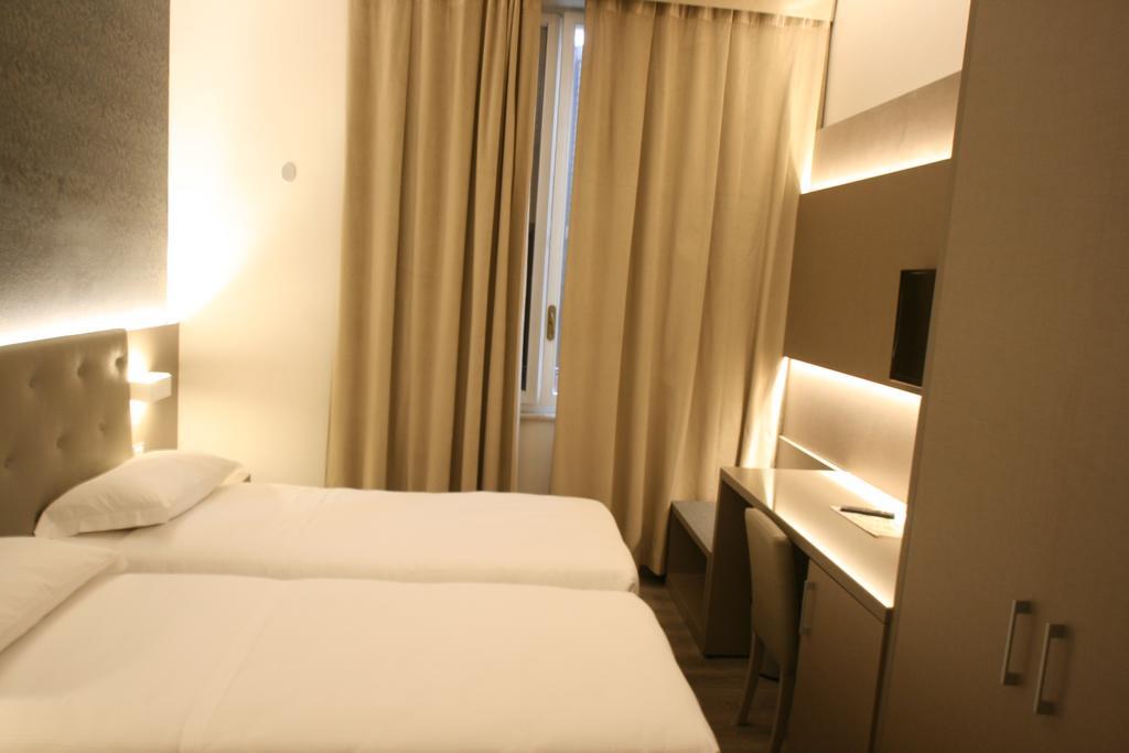 Hotel Principe Modena Esterno foto