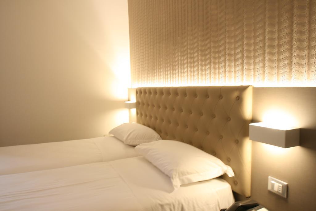 Hotel Principe Modena Esterno foto